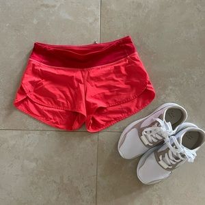 Lululemon Speed Short 2.5
